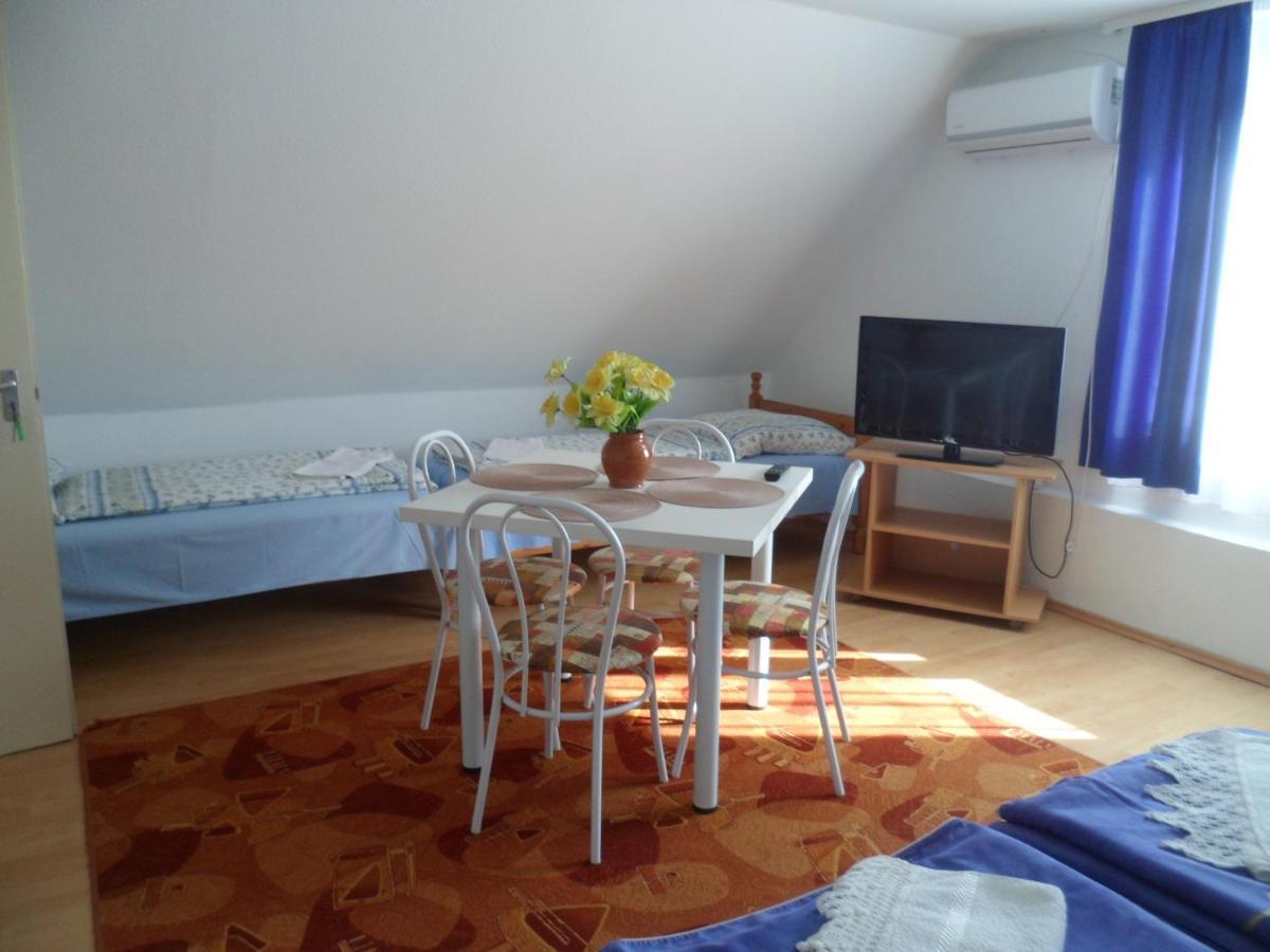 Makai Apartman 호텔 Hajdúszoboszló 외부 사진